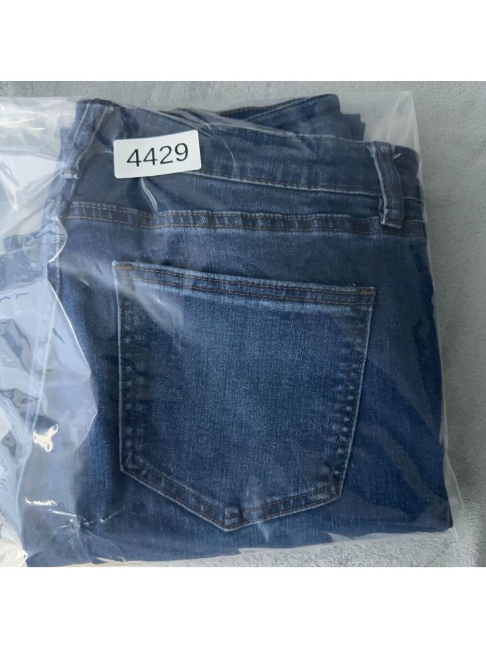 Ashley Mason Premium Flare Jeans Mid Rise Womens Size 13/31 Blue Medium Wash - Picture 11 of 11